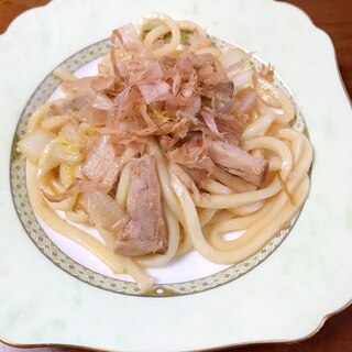 チャーシューと白菜の焼きうどん